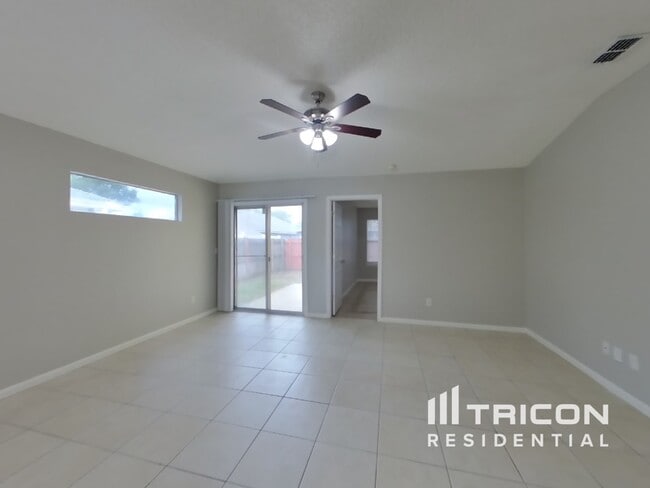 Building Photo - 7319 Volley Dr N