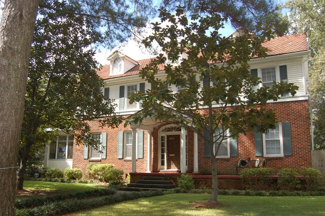 Photo - 4005 N State St Apartment