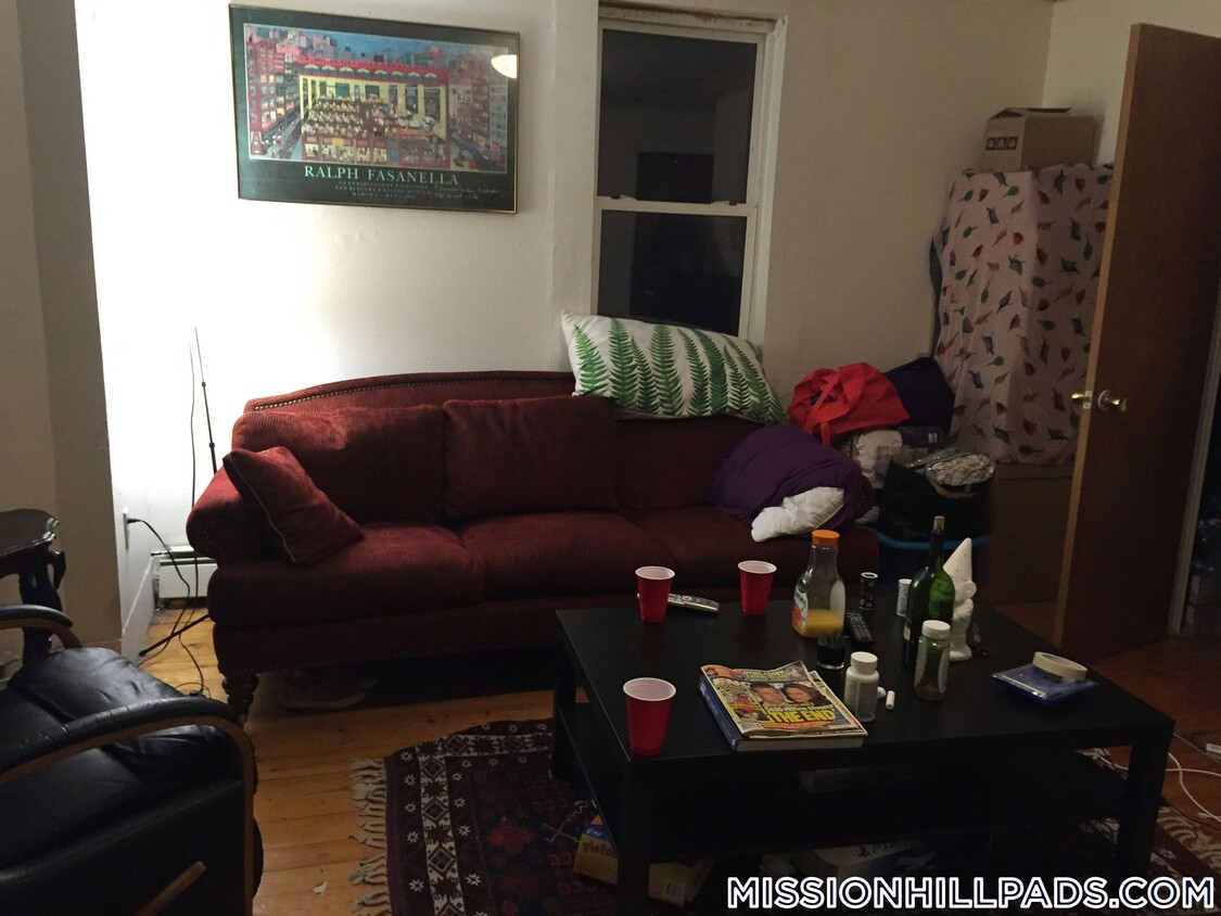 Foto principal - 1572 Tremont St