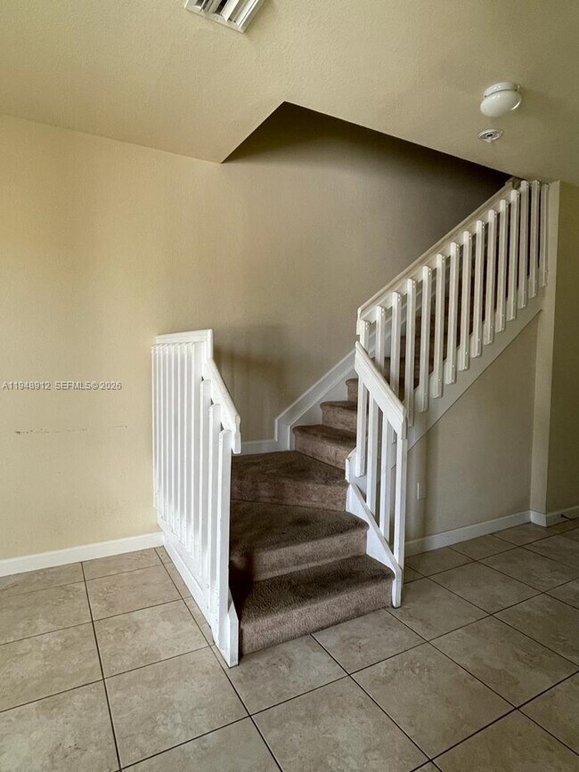 Foto del edificio - 134 SE 28th Ter