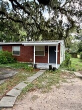 Building Photo - 1244 River Bank Ct