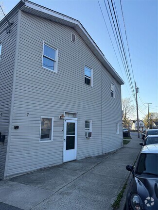 Building Photo - 7 Idlewild Ave