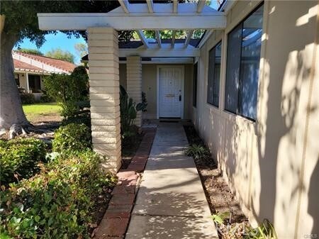 Foto del edificio - 3217 Via Carrizo