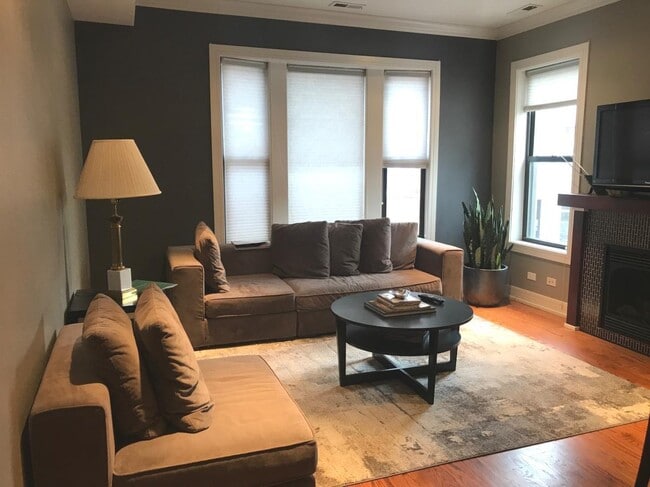 Foto del edificio - 2430 N Geneva Terrace