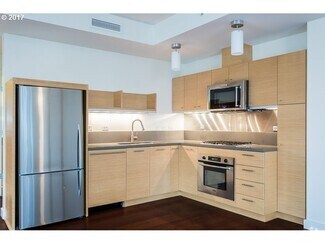 Building Photo - 3601 sw river parkway