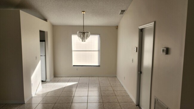 Foto del edificio - 648 SW Nichols Terrace