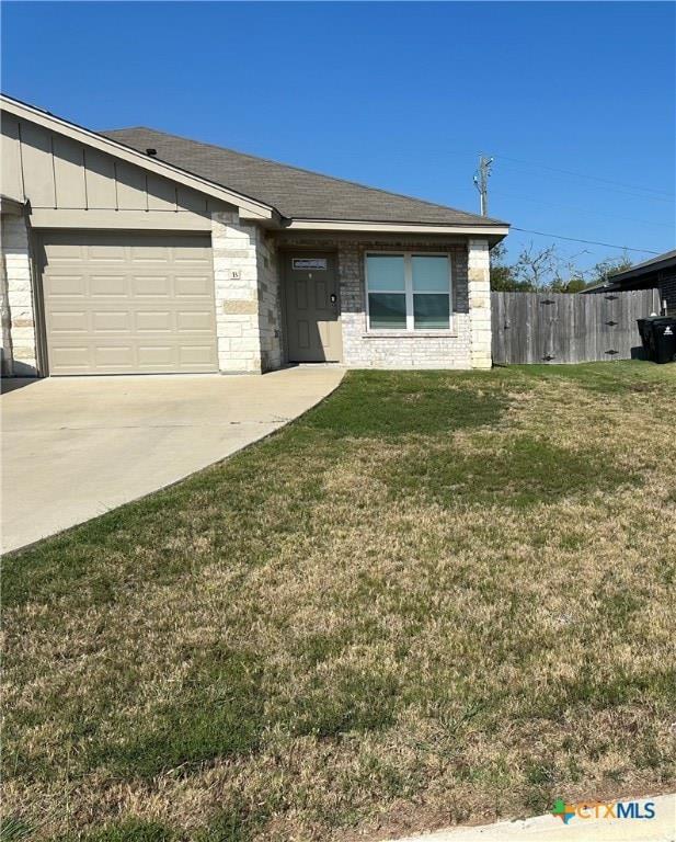 Building Photo - 3102 B Stonewall Dr