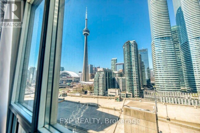 Building Photo - 208 Queens Quay W