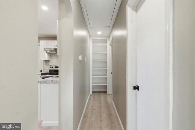 Foto del edificio - 219 N 3rd St