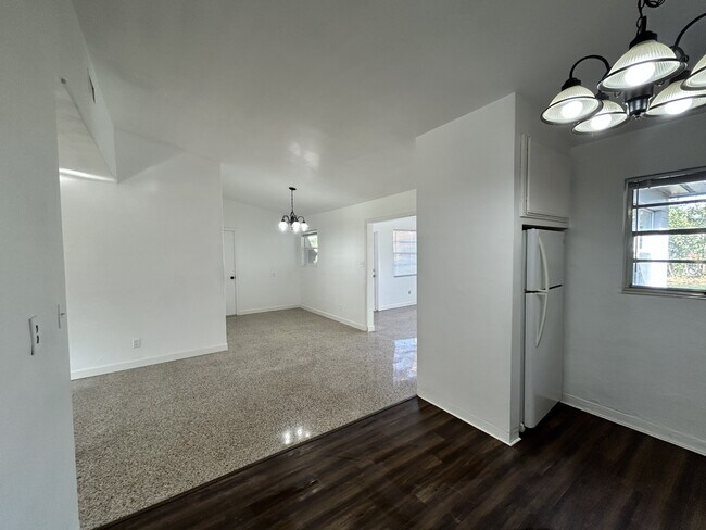 Foto del edificio - 14 Ronnie Cir