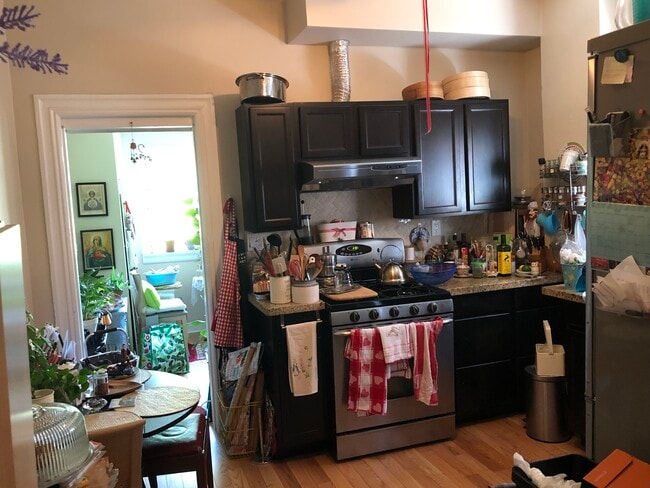 Building Photo - 43 Burnfield Av