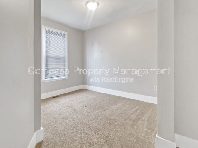 Foto del edificio - 209 Seward Ave NW