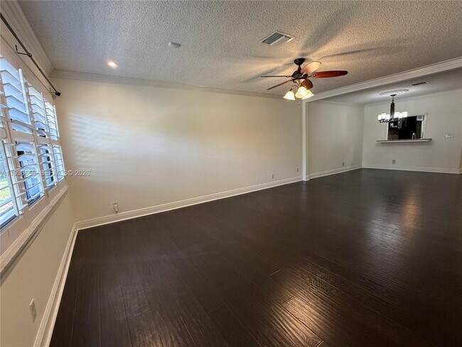 Foto del edificio - 3015 SW 20th Terrace