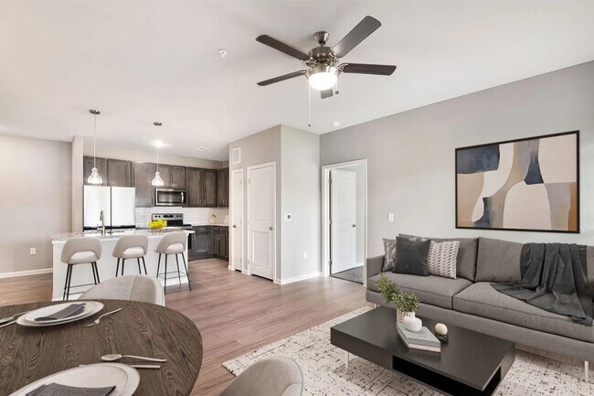 Building Photo - 3301 Gulf Fwy