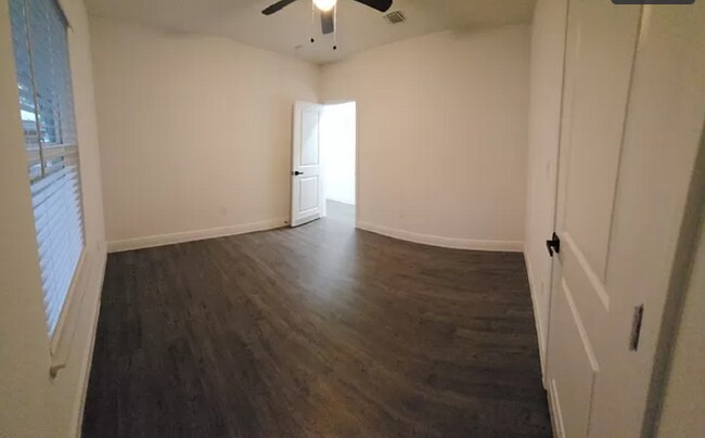 Building Photo - 436 Gulf St