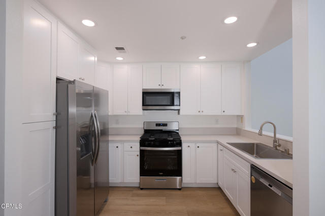 Foto del edificio - 1311 Oyster Pl