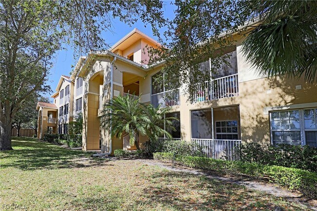 Foto del edificio - 9005 Colby Dr