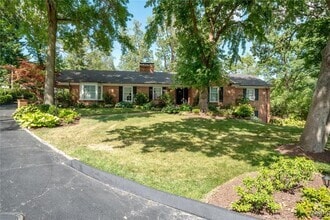 Building Photo - 1716 Kenmont Rd