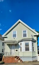 Building Photo - 23 Beyer Pl