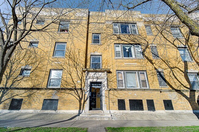 Foto del edificio - Amazing Woodlawn 3 Bedroom Apartment With ...