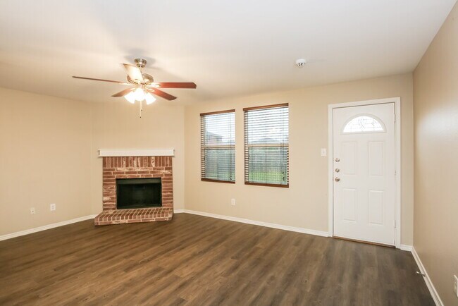 Building Photo - 3032 Picket Fence Dr