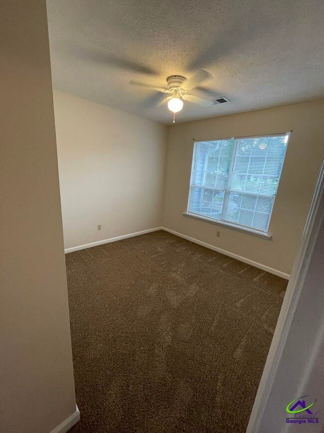 Building Photo - 121 Bayside Cir