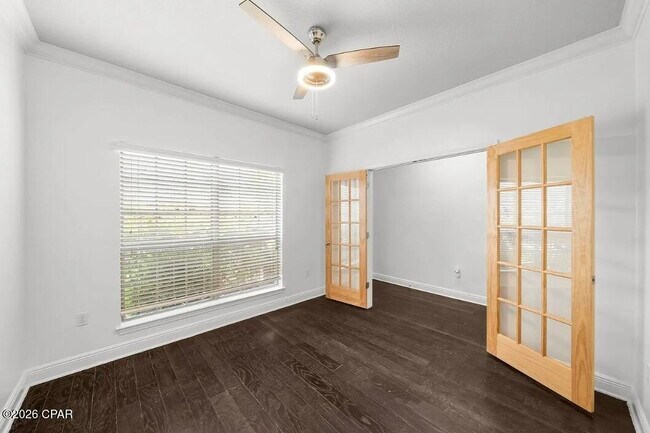 Foto del edificio - 282 Whispering Lake Dr