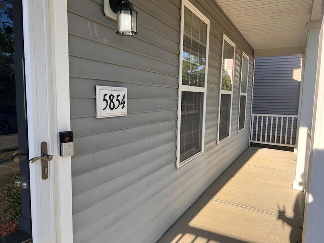 Building Photo - 5854 Marble Creek St
