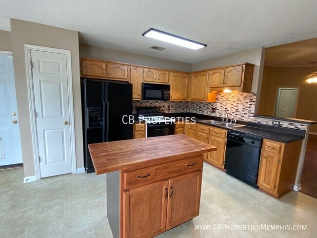 Foto del edificio - 10162 Evening Hill Cove