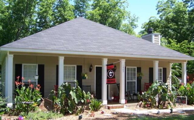 Primary Photo - Stuart Avenue, 1405