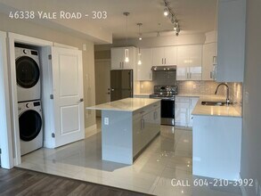 Building Photo - 46338 Yale Rd