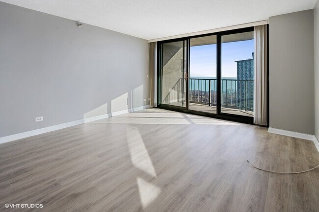 Building Photo - 3660 N Lake Shore Dr