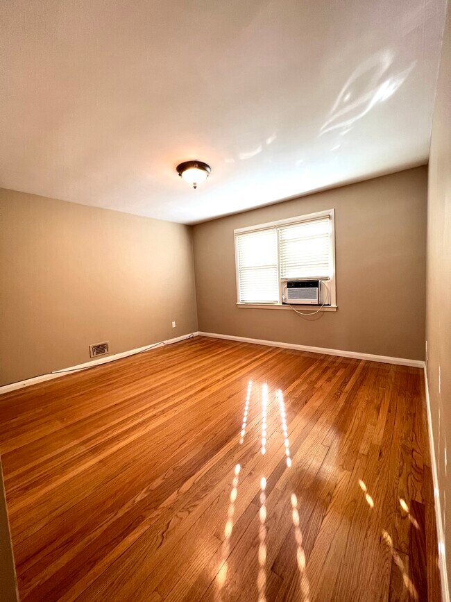 3rd Bedroom - 35 Corbin Ave
