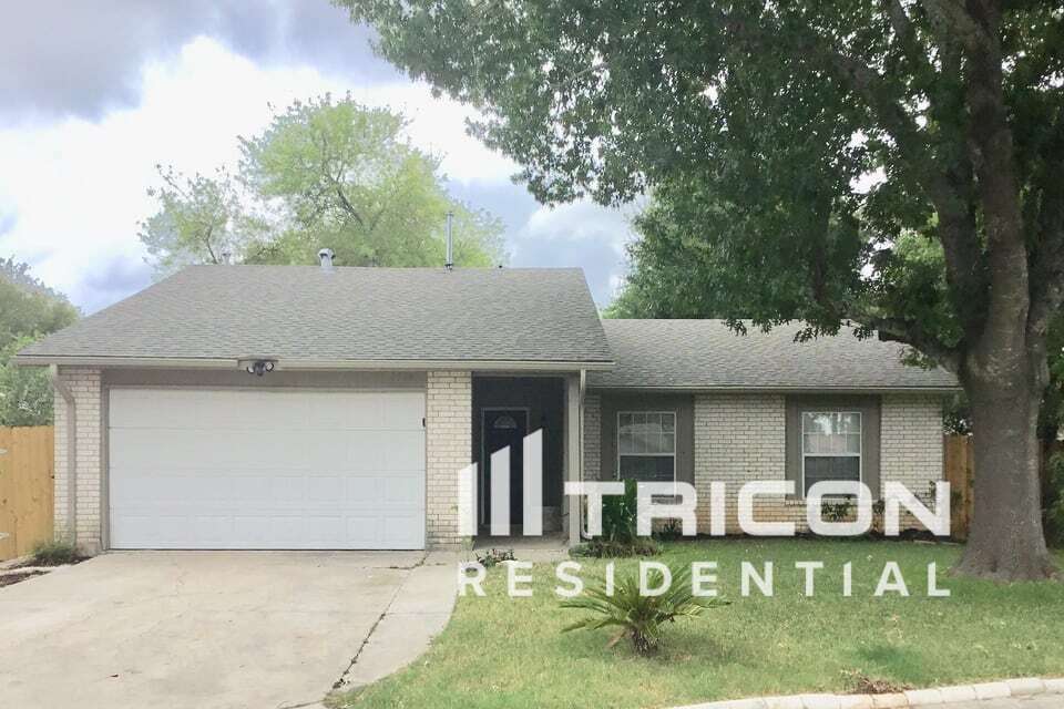 Foto principal - 2330 Oriley St