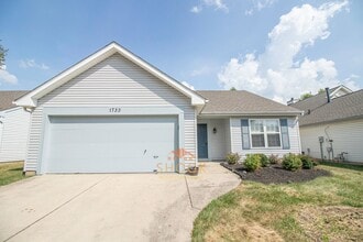 Building Photo - AVAILABLE IN AUGUST - CUTE AND COZY 3 BR HOME IN DESIRABLE NEIGHBORHOOD