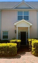 Building Photo - 76 Intown Pl