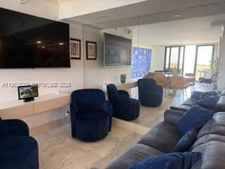 Foto del edificio - 1111 Crandon Blvd