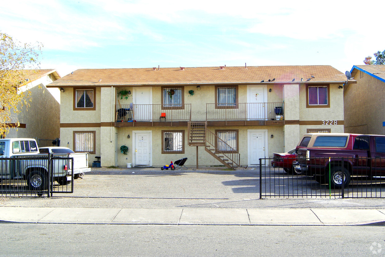 Foto del edificio - Arroyo Apartments