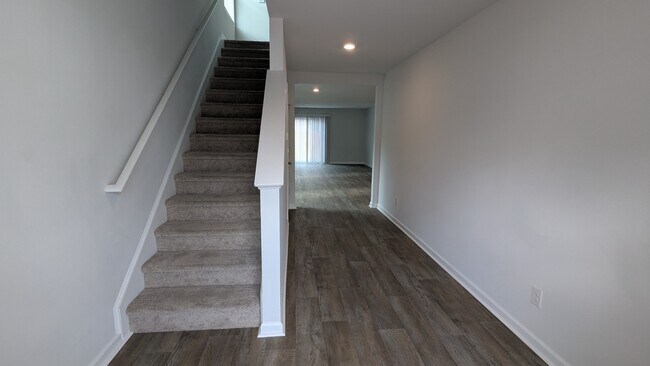 Foto del edificio - 104 Ellie Wy