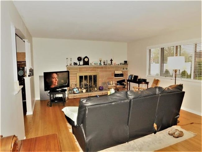 Foto del edificio - 0N780 Delano Street, Wheaton, IL 60187