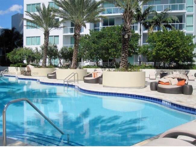 Building Photo - 244 Biscayne Blvd