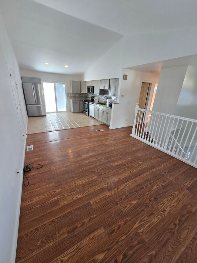 Building Photo - 1441 S Pitkin Cir
