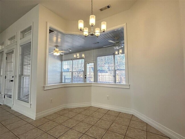 Foto del edificio - 700 Cornell St