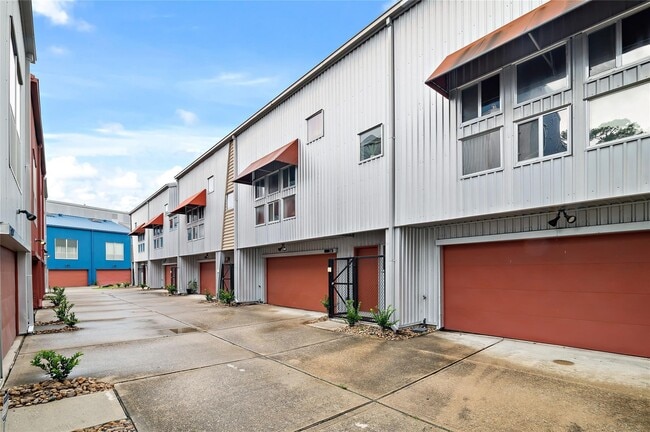 Foto del edificio - 2605 Calumet St