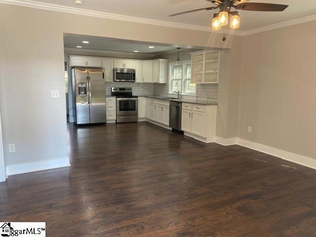 Foto del edificio - 8 Lester Ave