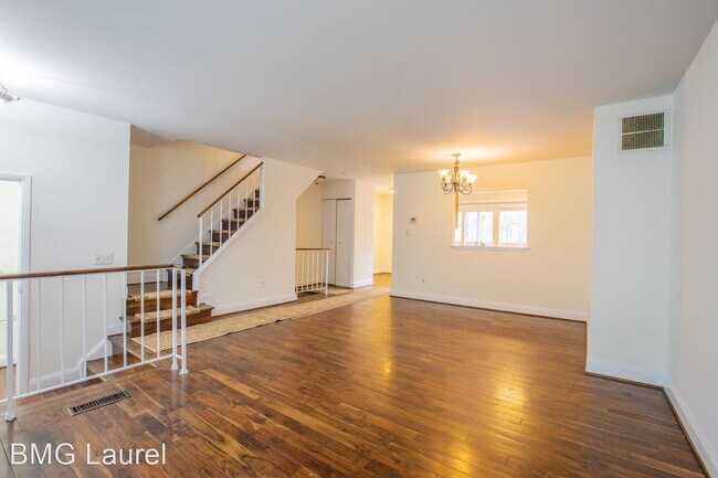 Building Photo - 3 br, 3 bath House - 9 Waterside Ct