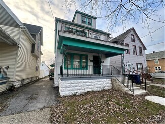 Building Photo - 62 Laforce Pl