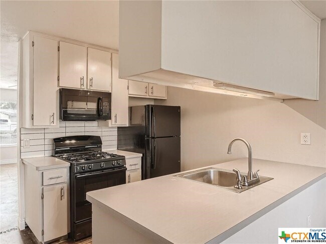 Foto del edificio - 414 Sarah St