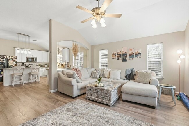 Foto del edificio - 9706 Gold Rush Springs Dr