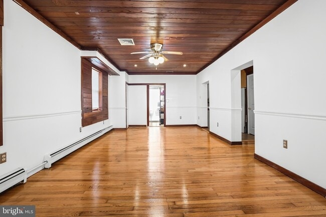 Foto del edificio - 2206 S Fern St